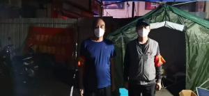 市文旅集團一線戰(zhàn)“疫”之：黨旗飄揚在門外，黨旗扎根在心里，53歲和35歲黨員成絕佳搭檔